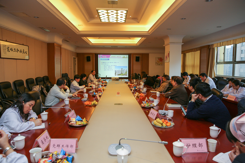 好看视频
召开2017年行风监督员座谈会1